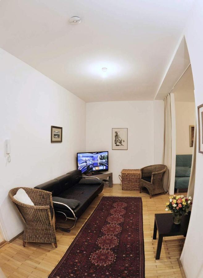 Apartman Old Centre - Rybarska Brana Братислава Экстерьер фото