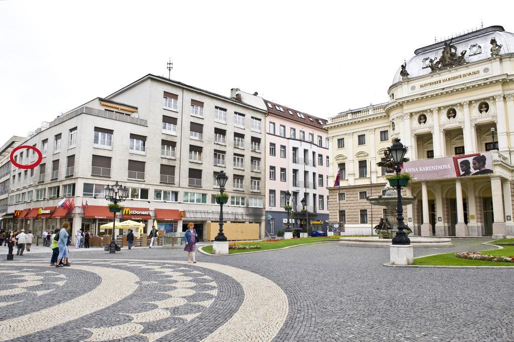 Apartman Old Centre - Rybarska Brana Братислава Экстерьер фото